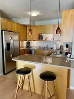 Lanikea Ocean View Apartment 2 Bedroom Condo by RedAwning