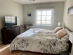 Lanikea Ocean View Apartment 2 Bedroom Condo by RedAwning