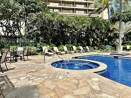 Lanikea Ocean View Apartment 2 Bedroom Condo by RedAwning