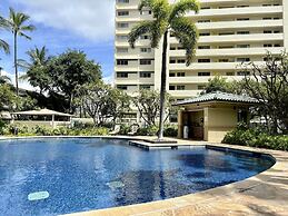 Lanikea Ocean View Apartment 2 Bedroom Condo by RedAwning