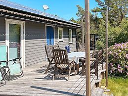 2 Person Holiday Home in Ingaro