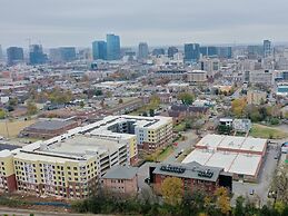 Contemporary Nashville at The 1865