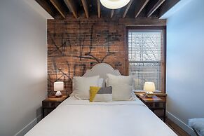 Contemporary Nashville at The 1865