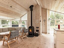 6 Person Holiday Home in Hals