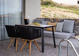 Kaktus Suites Private Pool