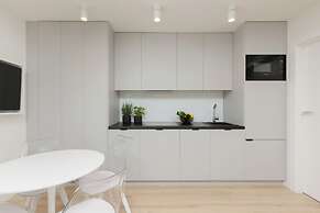 Emilii Plater Apartment by Renters