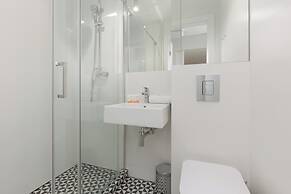 Emilii Plater Apartment by Renters