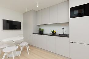 Emilii Plater Apartment by Renters