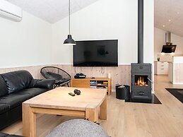 10 Person Holiday Home in Tarm-by Traum