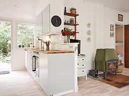 8 Person Holiday Home in Nexo-by Traum