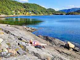 6 Person Holiday Home in Naustbukta-by Traum