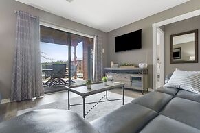 Pool View on Avondale - Walk Out Patio