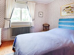 15 Person Holiday Home in Hjortkvarn-by Traum