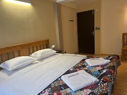 Lazo Eucy Paradise Resort