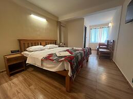 Lazo Eucy Paradise Resort