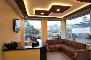 Lazo Eucy Paradise Resort