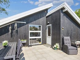 4 Person Holiday Home in Hemmet