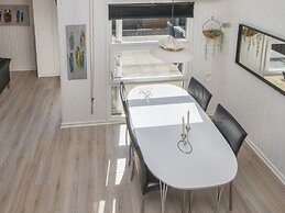 4 Person Holiday Home in Hemmet