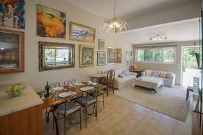 Violeta s Seaview Apartment in Rhodes