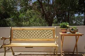 Violeta s Seaview Apartment in Rhodes