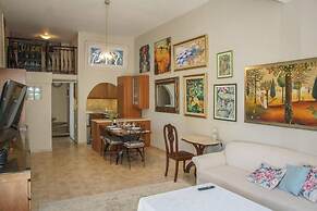 Violeta s Seaview Apartment in Rhodes