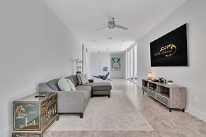 6BR Sleeps 15 Pool BBQ Firepit Games Stables More!