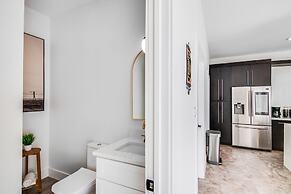 6BR Sleeps 15 Pool BBQ Firepit Games Stables More!