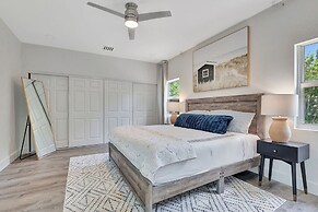 6BR Sleeps 15 Pool BBQ Firepit Games Stables More!