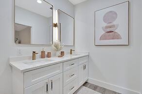 6BR Sleeps 15 Pool BBQ Firepit Games Stables More!