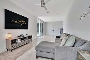 6BR Sleeps 15 Pool BBQ Firepit Games Stables More!