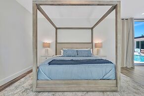 6BR Sleeps 15 Pool BBQ Firepit Games Stables More!