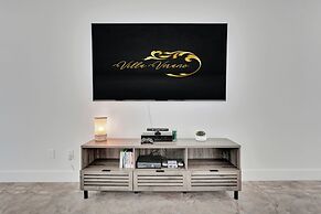 6BR Sleeps 15 Pool BBQ Firepit Games Stables More!