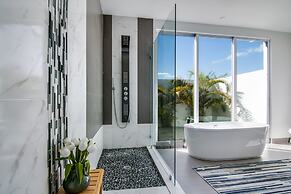 6BR Sleeps 15 Pool BBQ Firepit Games Stables More!