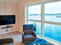 8 Person Holiday Home in Bud-by Traum