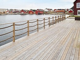 8 Person Holiday Home in Bud-by Traum