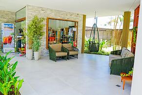 Mana Beach Experience By Mai