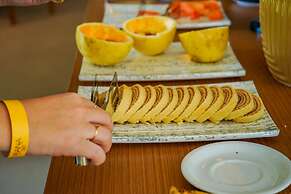 Mana Beach Experience By Mai