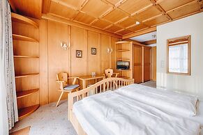 Hotel Garni Café Nuss