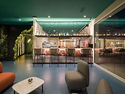 R2 Higos Beach Apartments