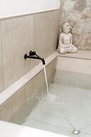 R2 Higos Beach Apartments