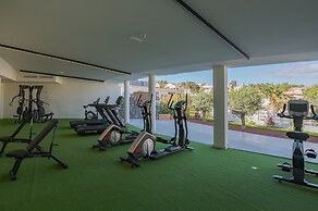 R2 Higos Beach Apartments