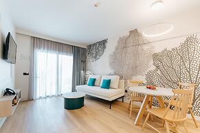 R2 Higos Beach Apartments