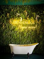 R2 Higos Beach Apartments