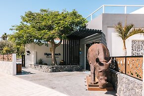 R2 Higos Beach Apartments
