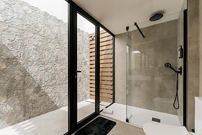 R2 Higos Beach Apartments