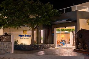 R2 Higos Beach Apartments
