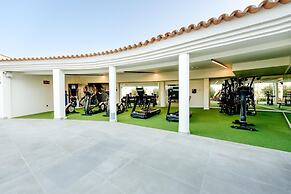 R2 Higos Beach Apartments