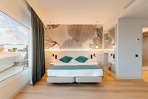 R2 Higos Beach Apartments