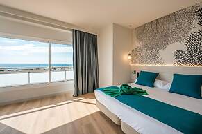 R2 Higos Beach Apartments