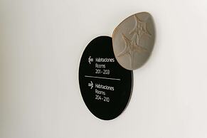 R2 Higos Beach Apartments